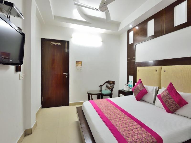 Hotel Sai International New Delhi Buitenkant foto